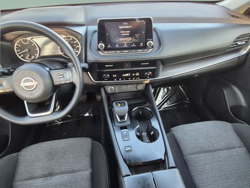 Certified 2023 Nissan Rogue SV FWD image 13