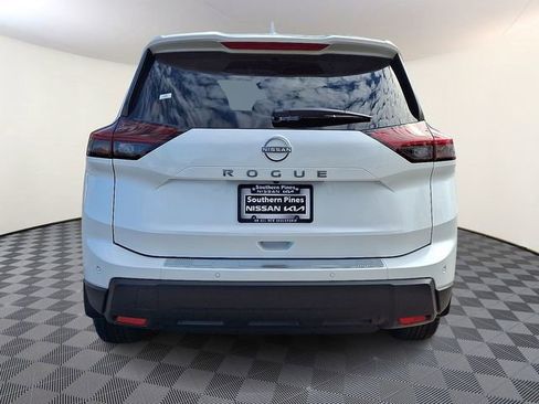 New 2026 Nissan Rogue SV image 5