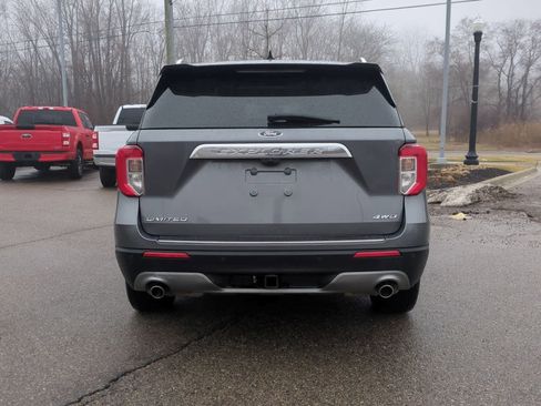 Used 2021 Ford Explorer Limited w/ Equipment Group 301A image 7
