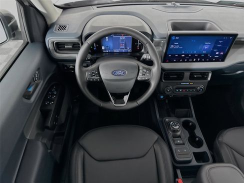 New 2025 Ford Maverick Lariat w/ Black Appearance Package image 25