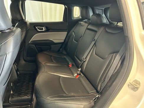 Used 2024 Jeep Compass Limited AWD/4WD image 18