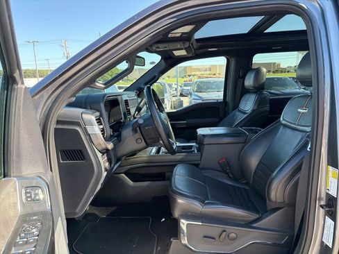 Used 2023 Ford F250 Platinum AWD/4WD image 10