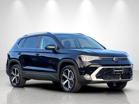 New 2026 Volkswagen Taos SEL AWD/4WD image 7