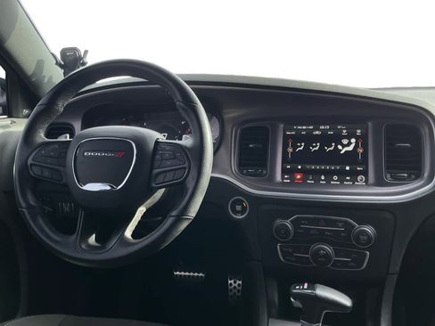 Used 2022 Dodge Charger R/T w/ Blacktop Package image 10