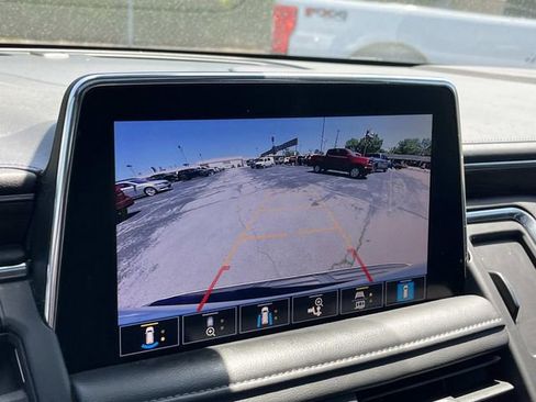 Used 2021 Chevrolet Tahoe LT w/ LT Signature Package AWD/4WD image 37