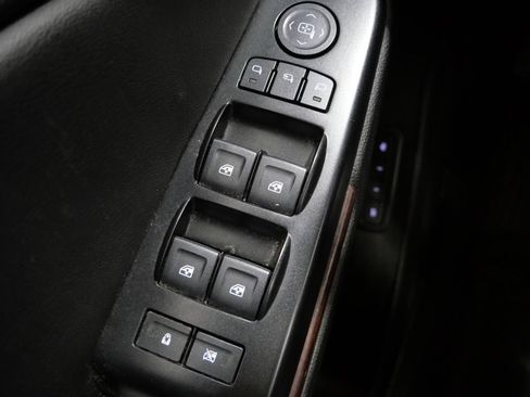 Used 2020 GMC Yukon XL SLT AWD/4WD image 13