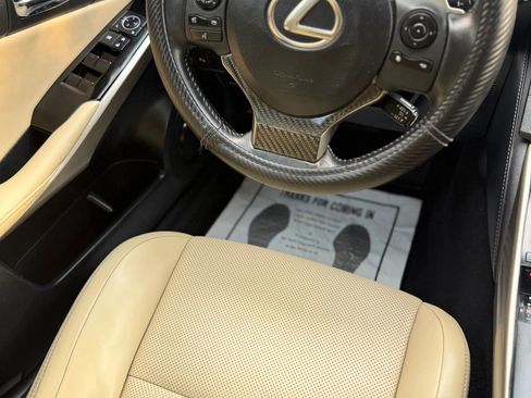 Used 2015 Lexus IS 250 image 7