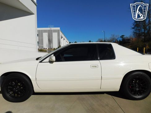 Used 2002 Cadillac Eldorado Collector's Edition image 12