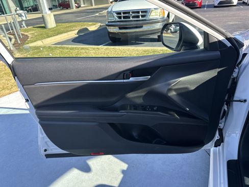 Certified 2024 Toyota Camry SE image 14