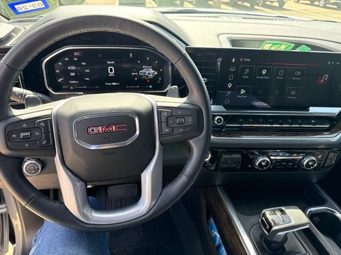 Used 2026 GMC Sierra 1500 Elevation w/ Elevation Premium Package AWD/4WD image 23