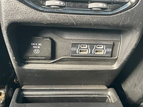 Certified 2022 Jeep Grand Cherokee L Limited image 27