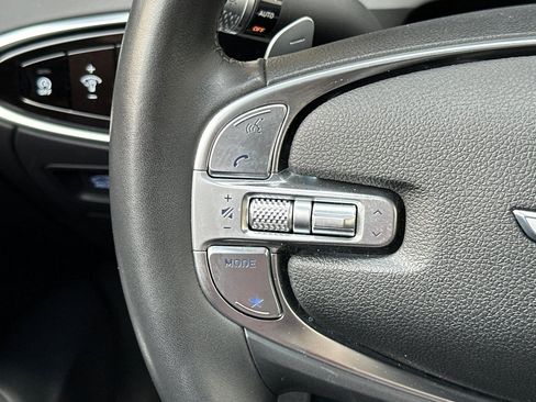 Used 2025 Genesis GV70 2.5T AWD/4WD image 28