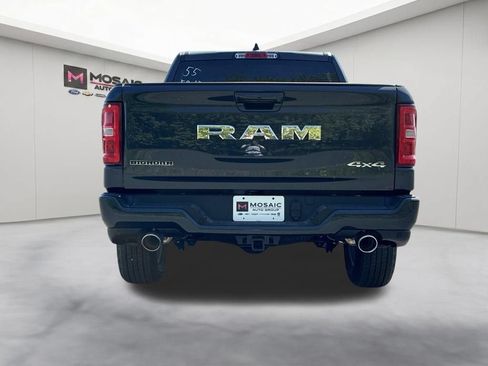 New 2026 RAM 1500 4x4 Crew Cab image 6
