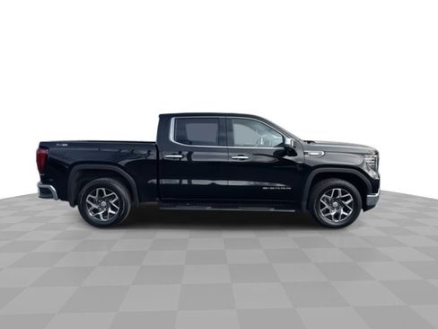 Certified 2024 GMC Sierra 1500 SLT image 9