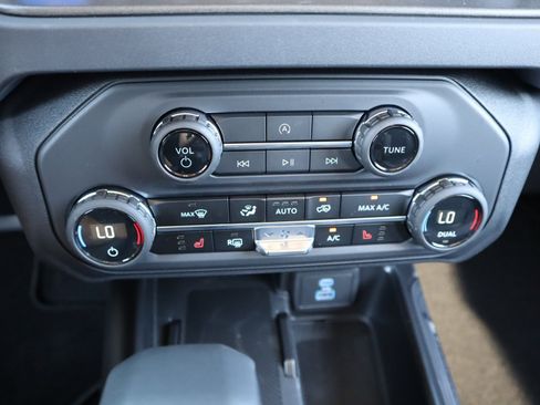 New 2025 Ford Bronco Big Bend AWD/4WD image 7