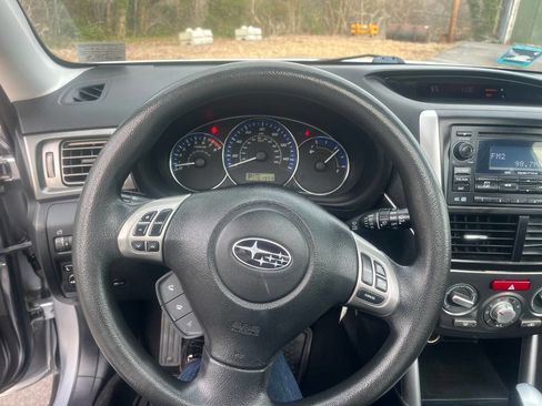 Used 2012 Subaru Forester 2.5X Premium image 17