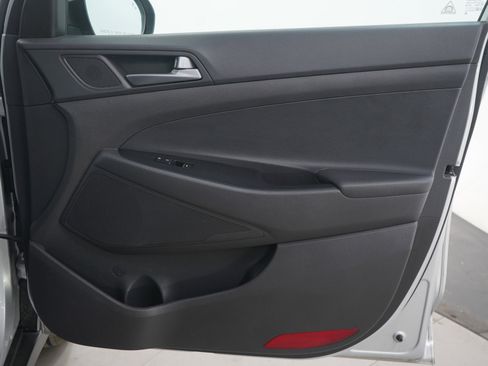 Used 2016 Hyundai Tucson Limited image 11