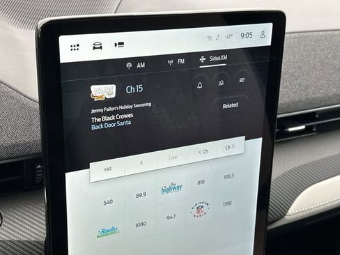 Used 2022 Ford Mustang Mach-E Premium image 16