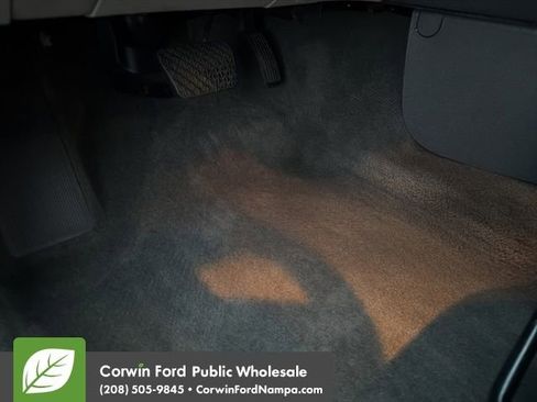 Used 2011 Ford Fusion S image 25