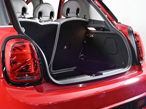 Used 2021 MINI Cooper S image 29