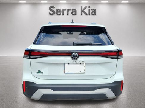 Used 2025 Volkswagen Tiguan S FWD image 5