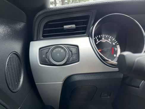 Used 2017 Ford Mustang GT Premium w/ Equipment Group 401A RWD image 22