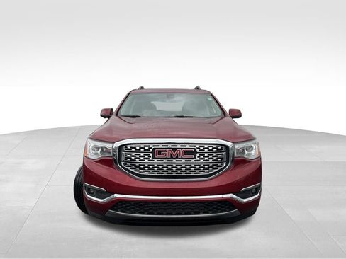 Used 2019 GMC Acadia Denali w/ LPO, Floor Liner Package AWD/4WD image 8