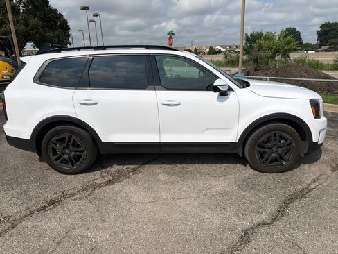Certified 2024 Kia Telluride SX X-Line AWD/4WD image 3