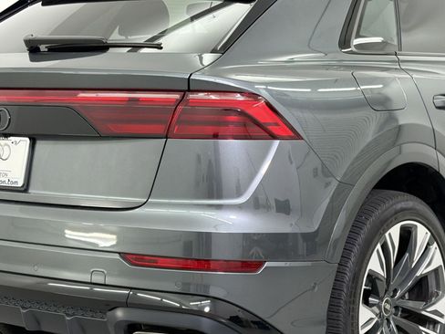 Used 2025 Audi Q8 Premium Plus AWD/4WD image 13