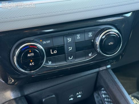 Used 2024 Chevrolet TrailBlazer LT w/ Convenience Package image 22