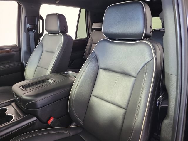 Used 2024 Chevrolet Tahoe Premier AWD/4WD image 21