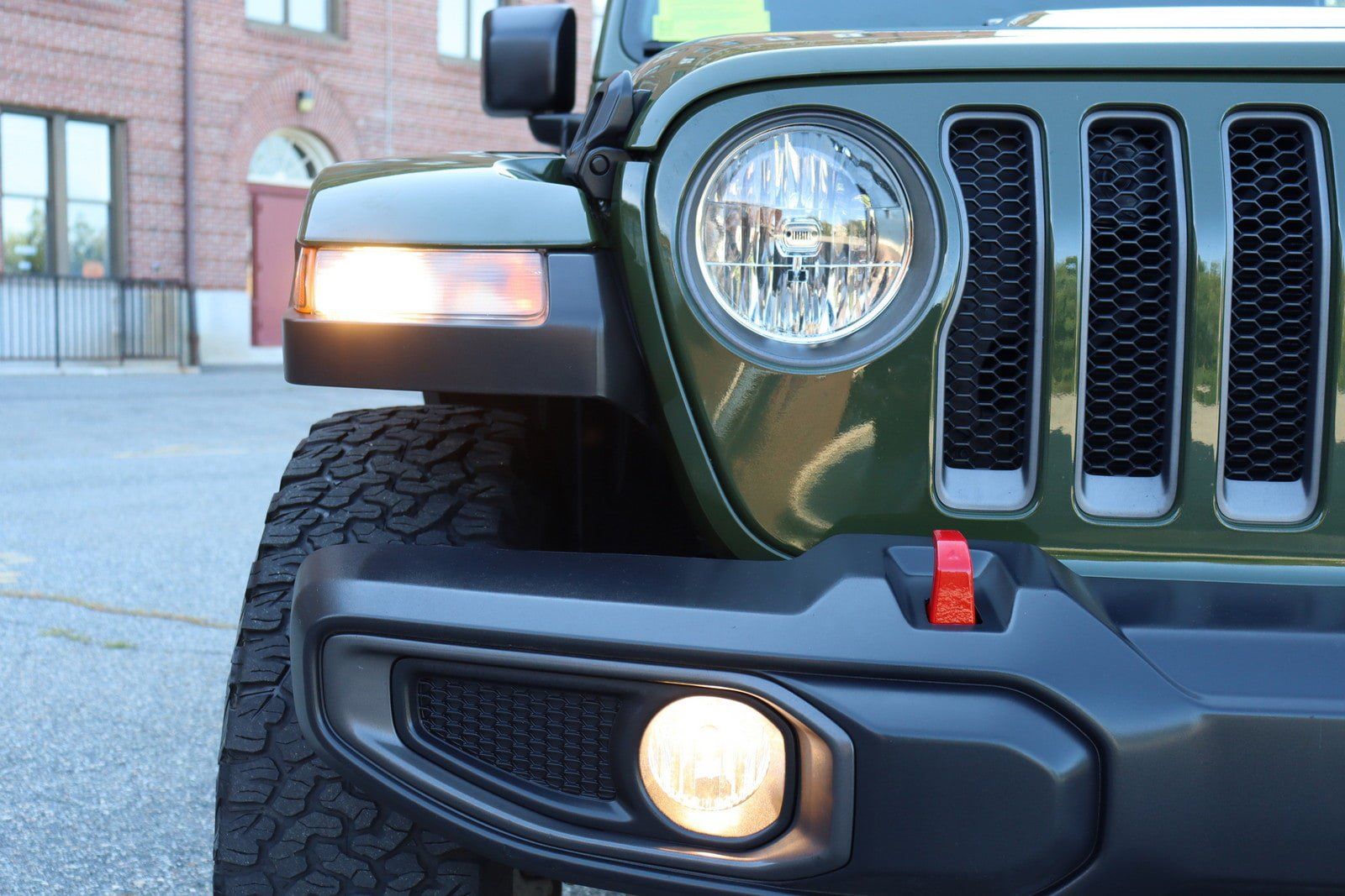 Used 2021 Jeep Wrangler Rubicon AWD/4WD image 39