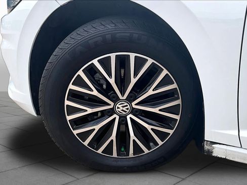 Used 2021 Volkswagen Jetta R-Line FWD image 11