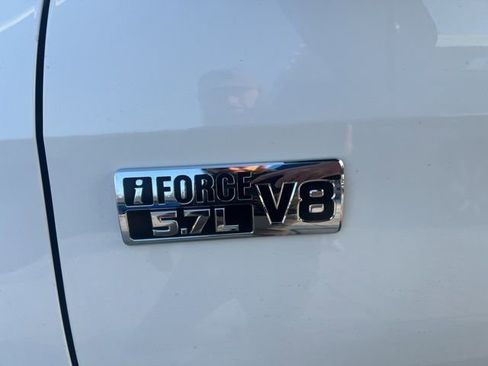 Used 2014 Toyota Tundra SR5 w/ TRD Off Road Package image 7