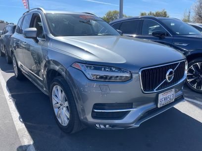 Used 2019 Volvo XC90 T6 Momentum w/ Advanced Package