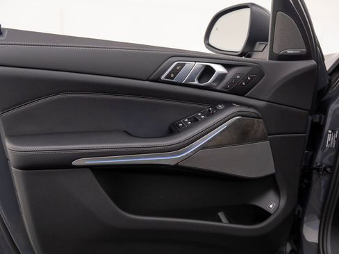 New 2026 BMW X5 xDrive50e w/ Executive Package image 12