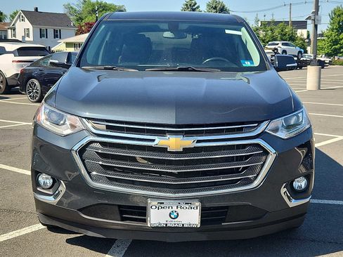 Used 2020 Chevrolet Traverse LT AWD/4WD image 2