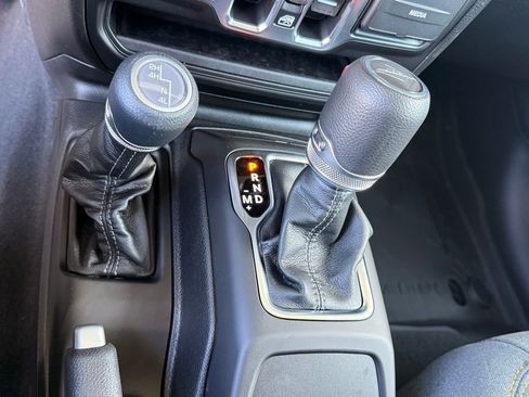 New 2026 Jeep Gladiator Sport AWD/4WD image 16
