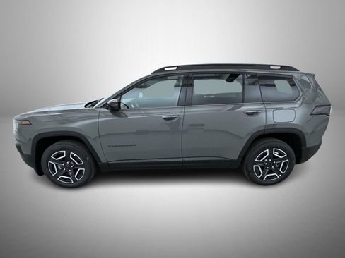 New 2026 Jeep Cherokee Laredo image 8