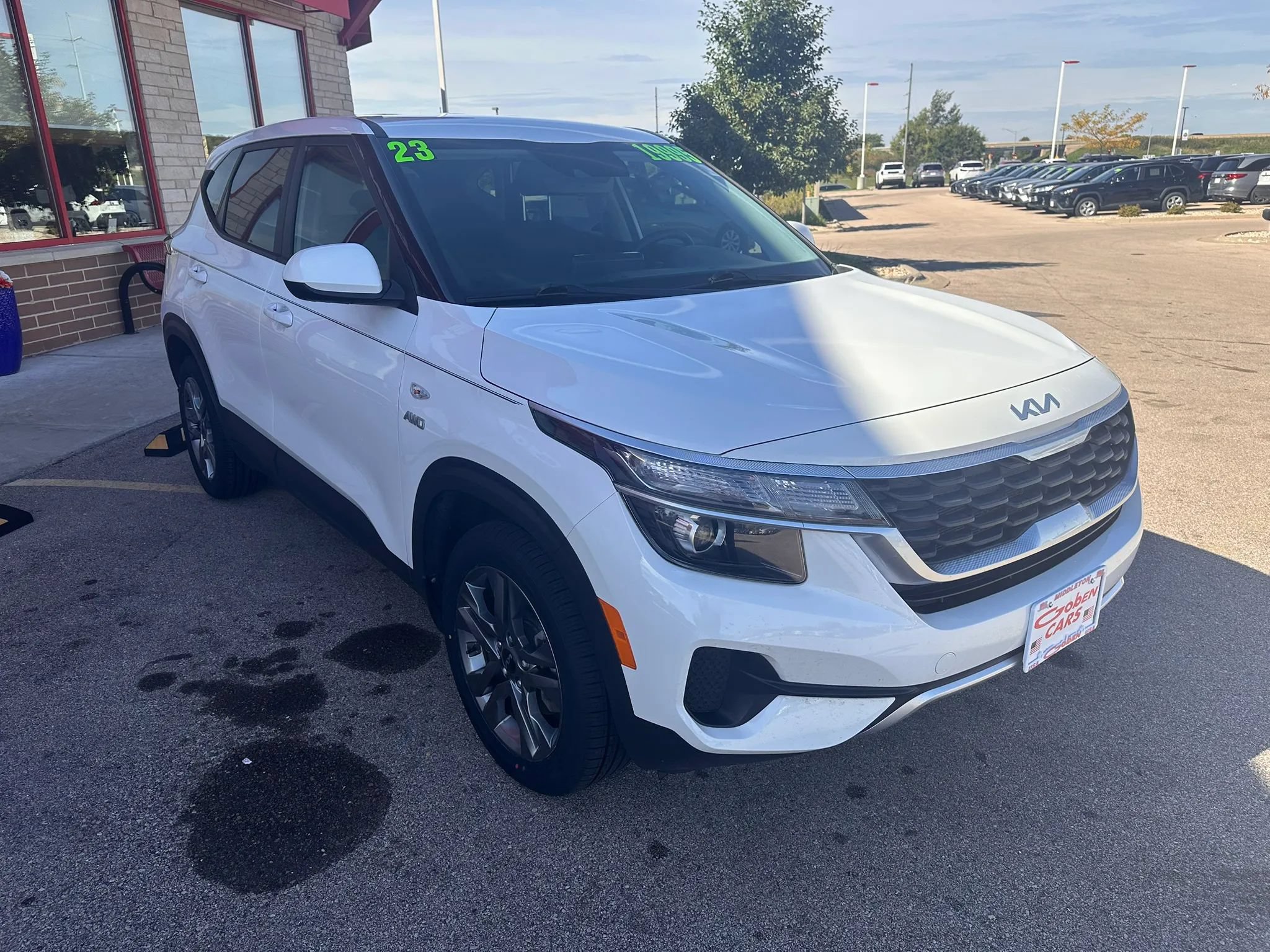 Used 2023 Kia Seltos LX AWD/4WD image 3