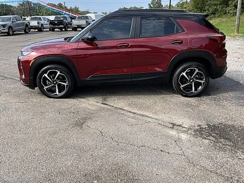 Used 2023 Chevrolet TrailBlazer RS w/ Convenience Package FWD image 4