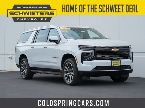 Certified 2026 Chevrolet Suburban High Country w/ Sun And Tow Package AWD/4WD image 1