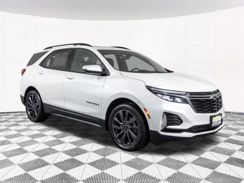 Used 2022 Chevrolet Equinox RS w/ RS Leather Package FWD image 23