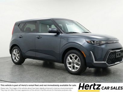 Used 2025 Kia Soul LX w/ LX Technology Package