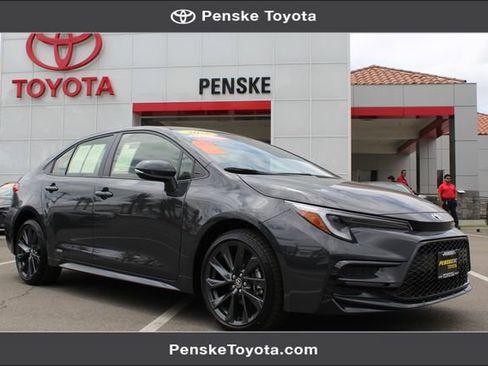 Certified 2026 Toyota Corolla SE AWD/4WD image 1