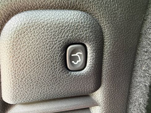 Used 2022 Dodge Durango GT RWD image 21