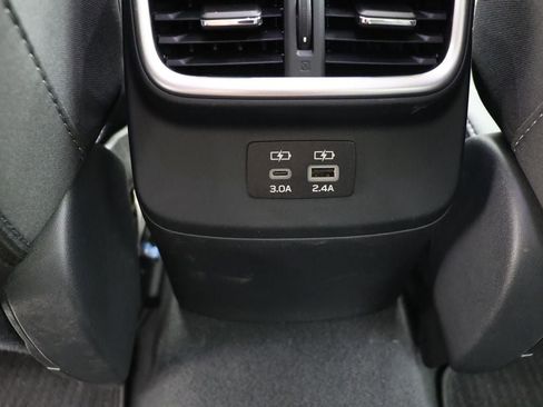 Used 2024 Subaru Legacy Premium image 13