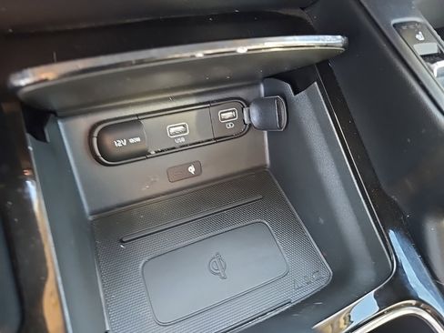 Used 2020 Kia Telluride SX image 16