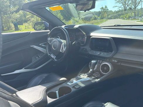 Used 2019 Chevrolet Camaro SS RWD image 12