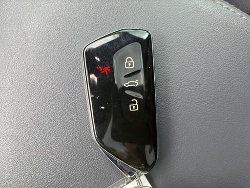 Used 2023 Volkswagen ID.4 Pro S AWD/4WD image 36